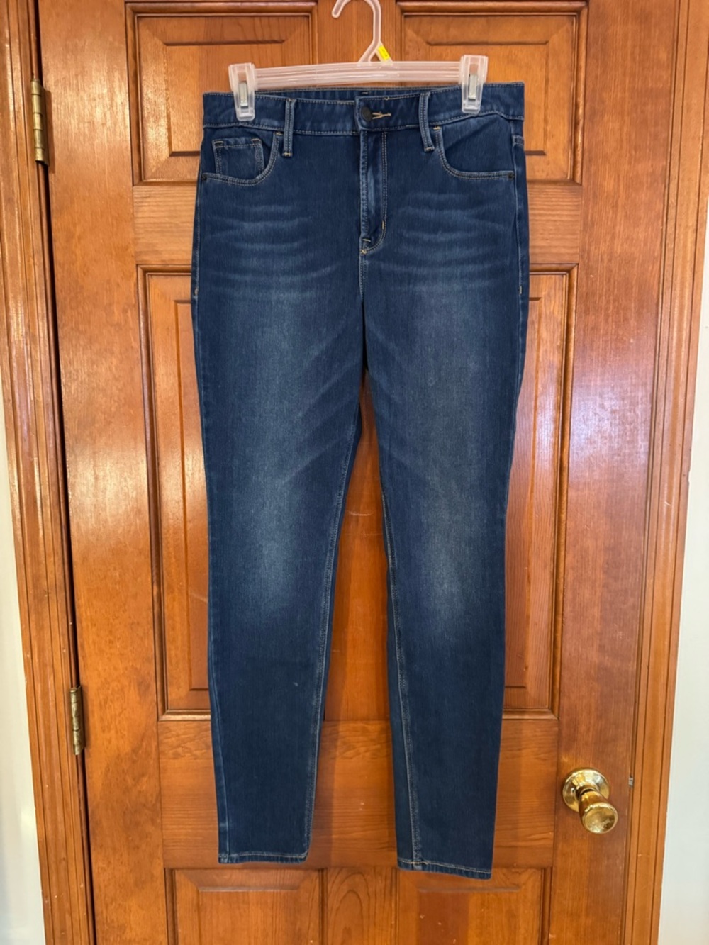 Old Navy Skinny Jeans in Dark Blue Wash